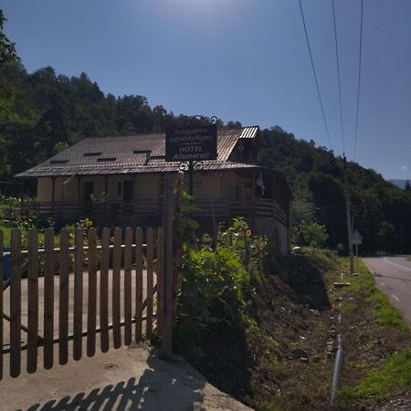 Hotel Alismereti Zekari Exteriör bild